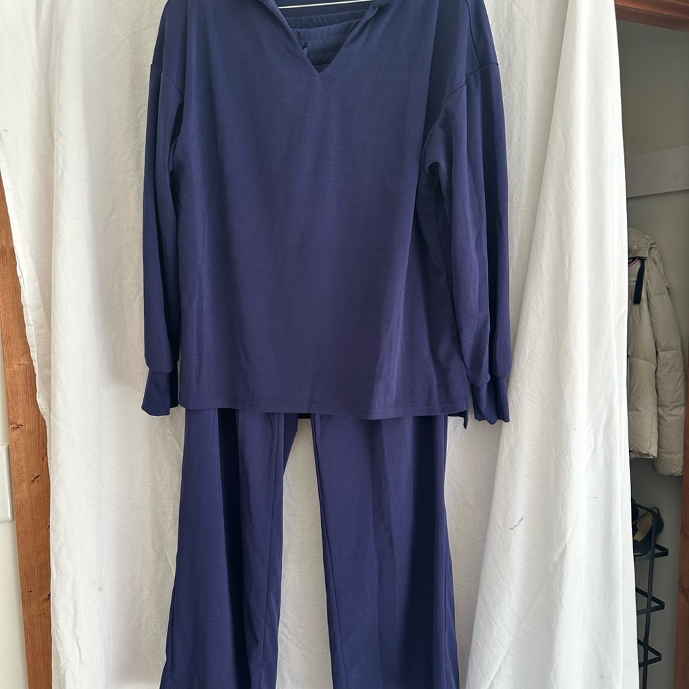 Lounge suit